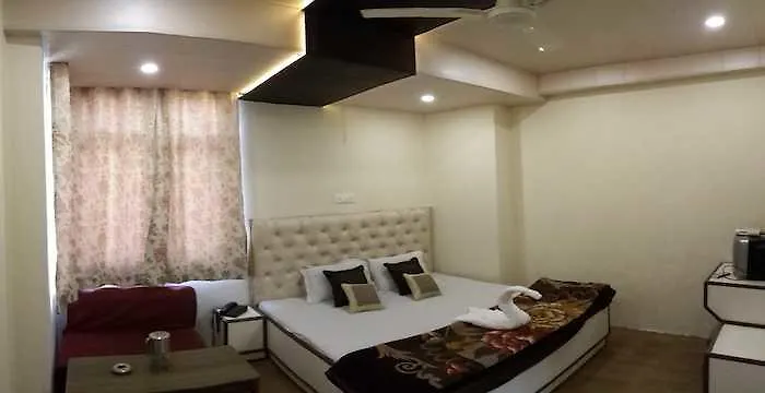 Hotel Amba Shimla